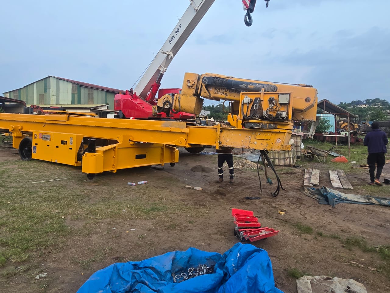 Heavy-Duty Feed Chute Transporter Trolley